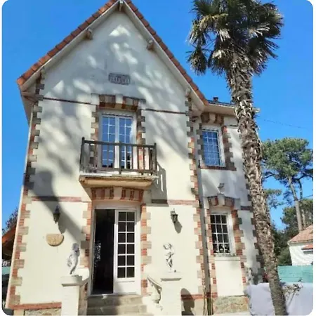 1900 Bord De Piscine Nordique *